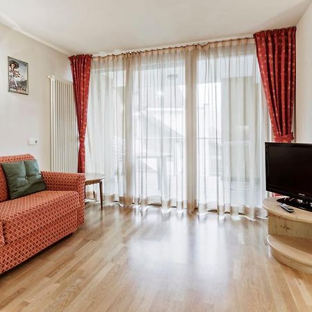 Apartments Petlin Ортизеи Экстерьер фото