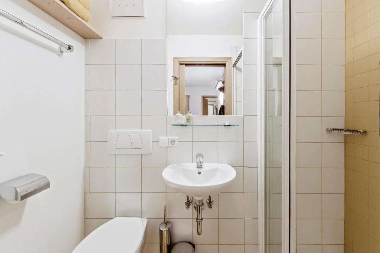 Apartments Petlin Ортизеи Экстерьер фото