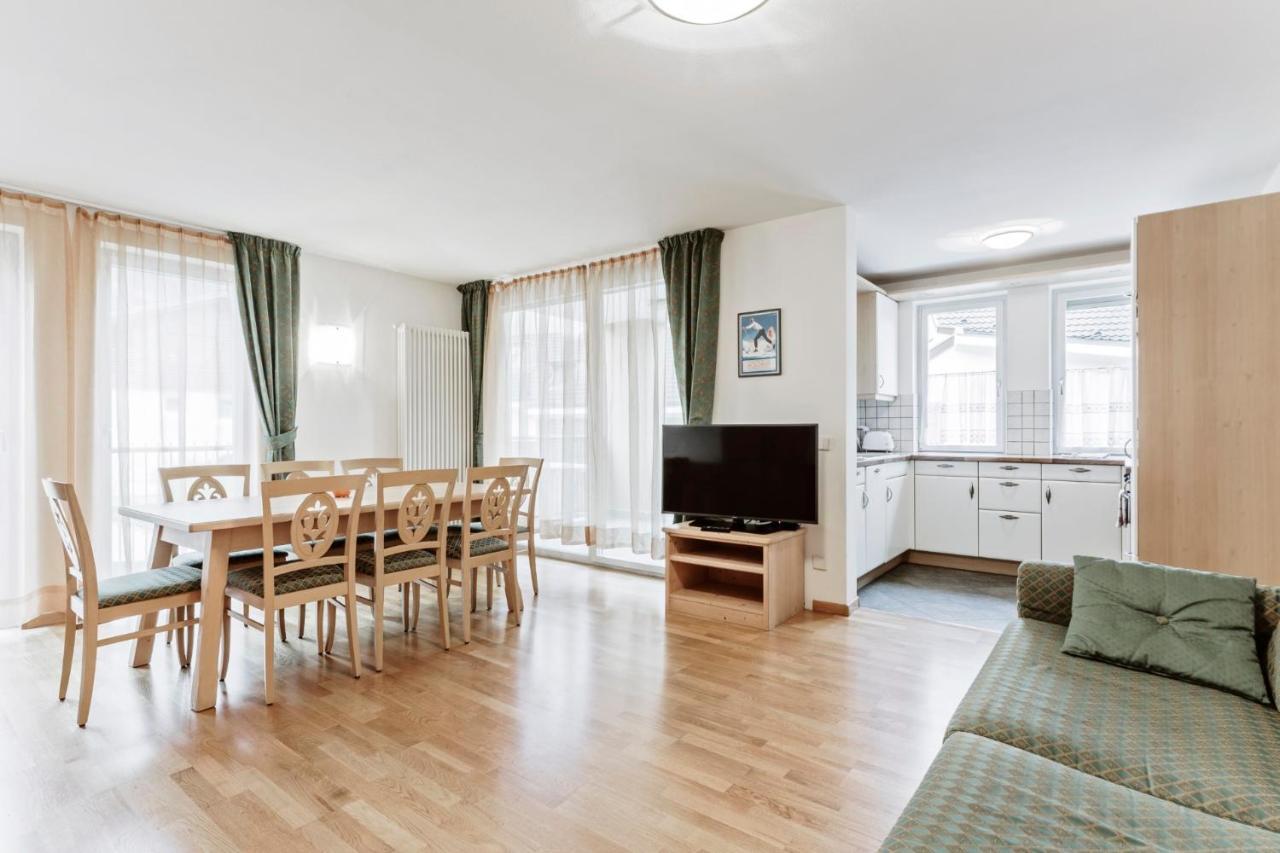 Apartments Petlin Ортизеи Экстерьер фото