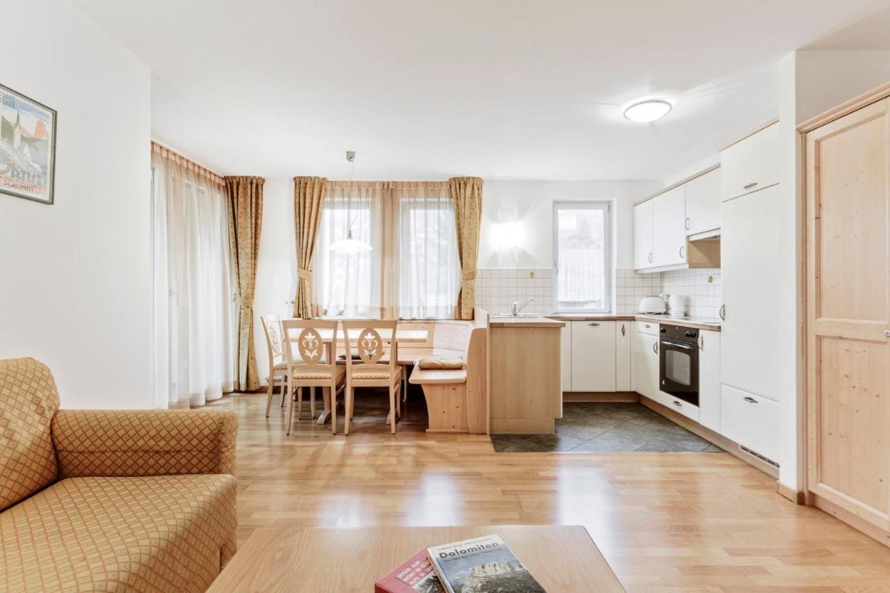 Apartments Petlin Ортизеи Экстерьер фото