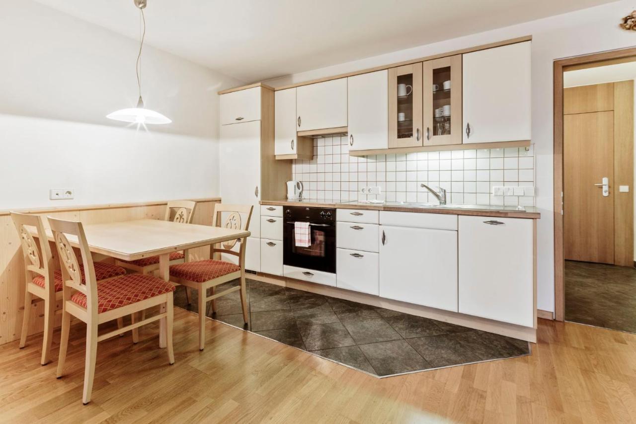 Apartments Petlin Ортизеи Экстерьер фото