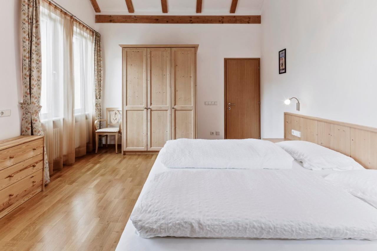 Apartments Petlin Ортизеи Экстерьер фото
