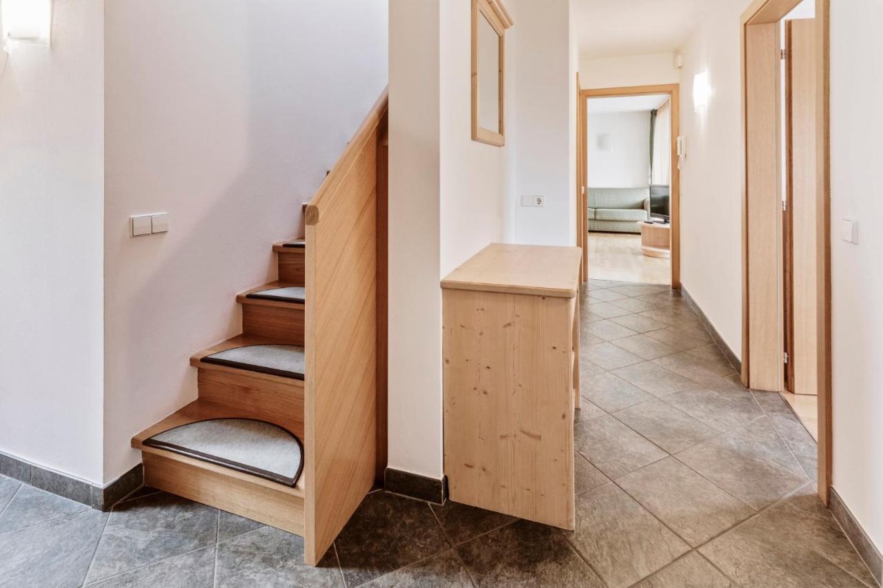 Apartments Petlin Ортизеи Экстерьер фото