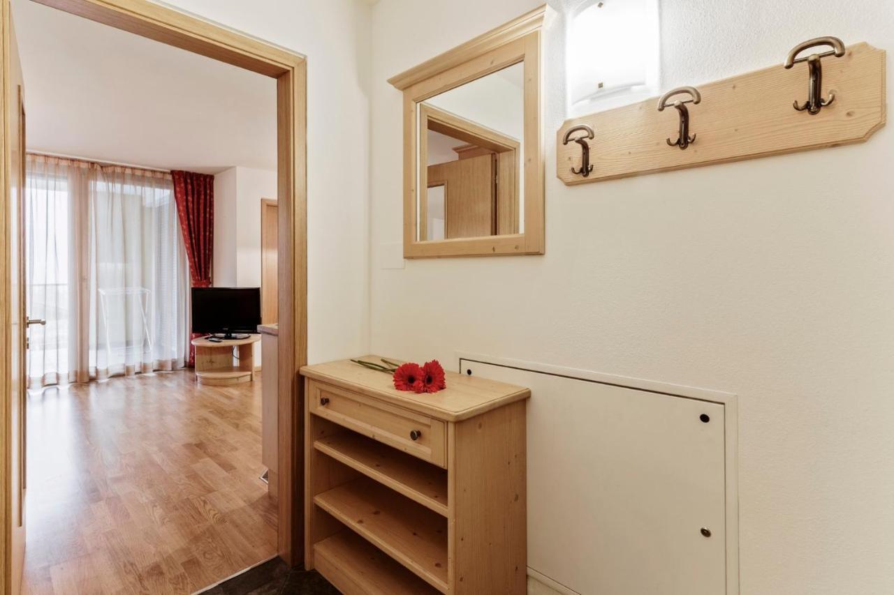 Apartments Petlin Ортизеи Экстерьер фото