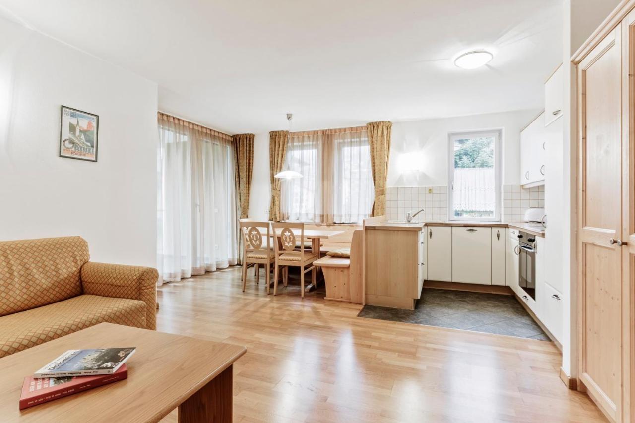 Apartments Petlin Ортизеи Экстерьер фото