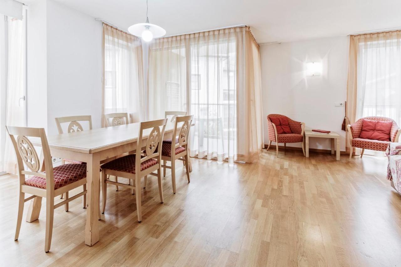 Apartments Petlin Ортизеи Экстерьер фото