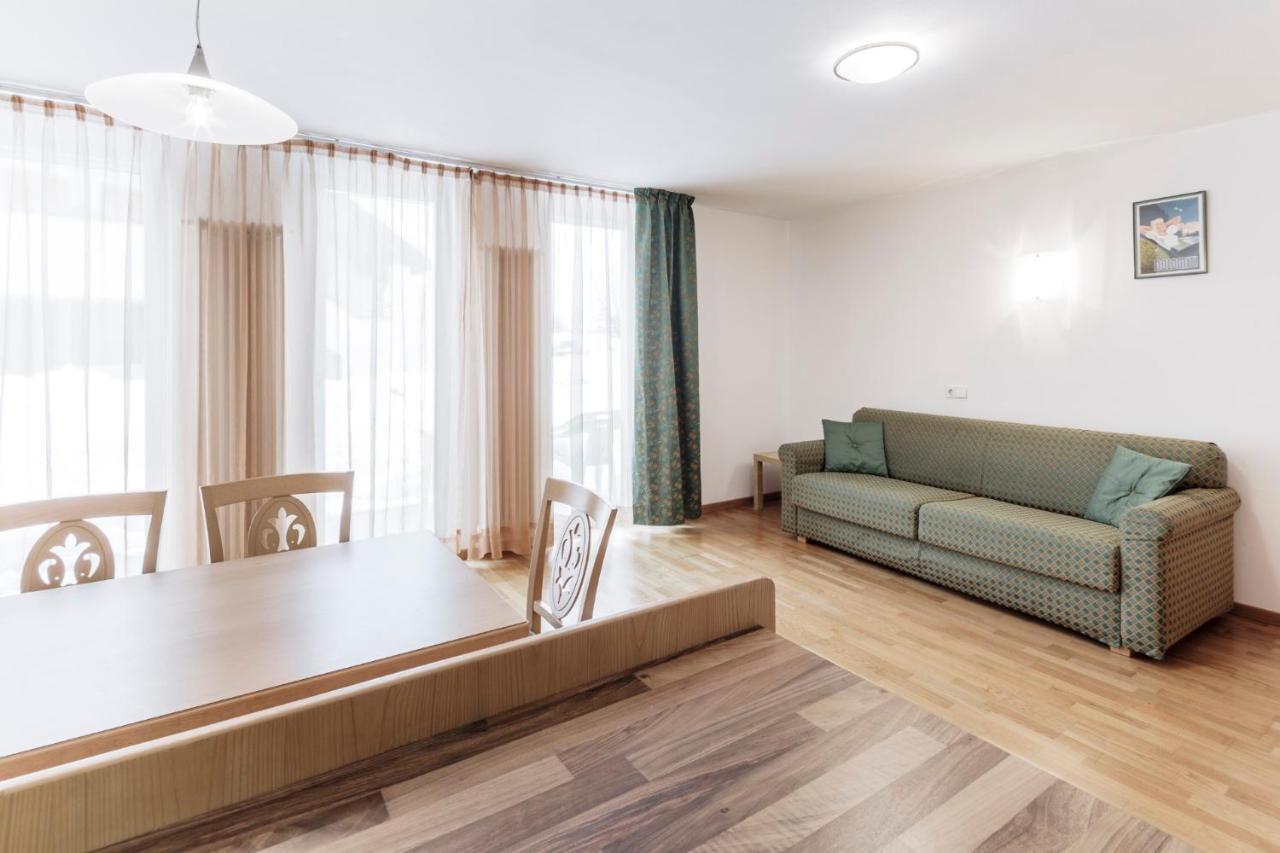 Apartments Petlin Ортизеи Экстерьер фото